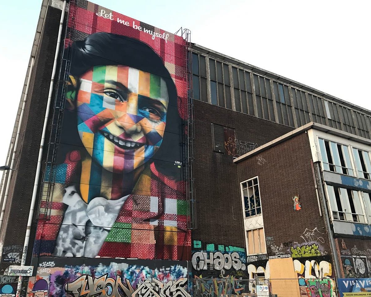 Anne Frank mural — Let me be myself